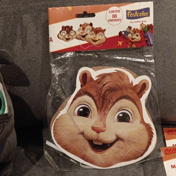 ALVIN & CHIPMUNKS Themed Kids Party Decorations - Picture 4 of 6